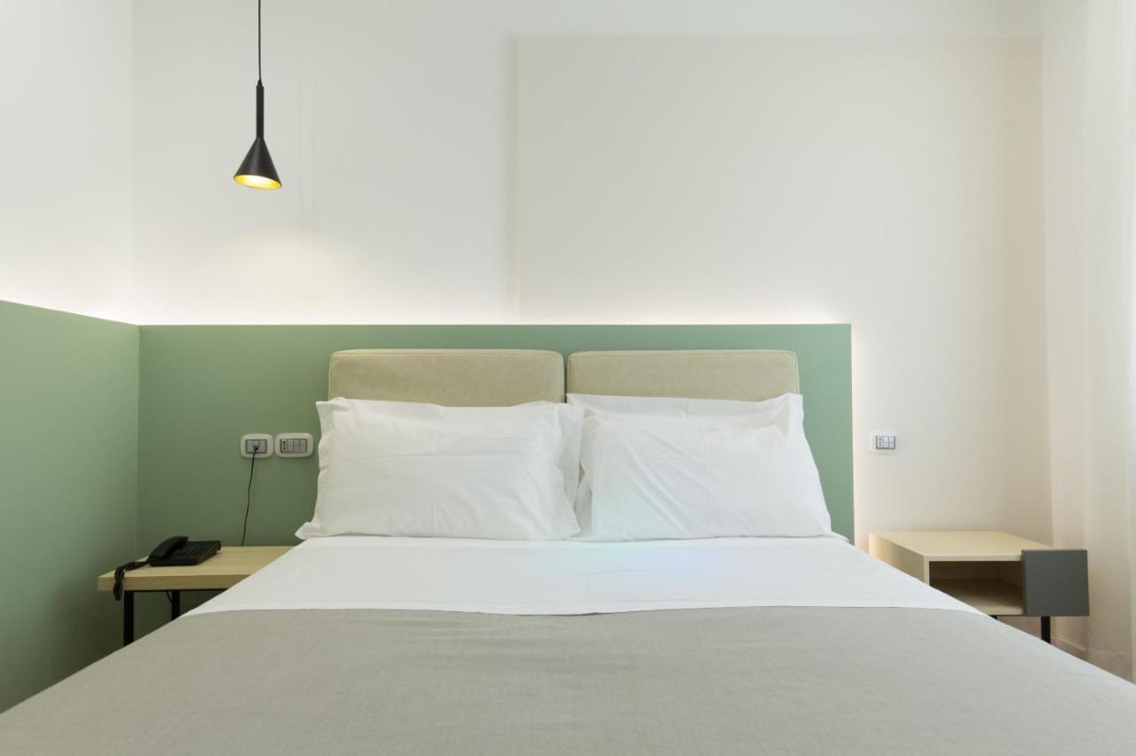 Plana Hotel Caserta Bagian luar foto