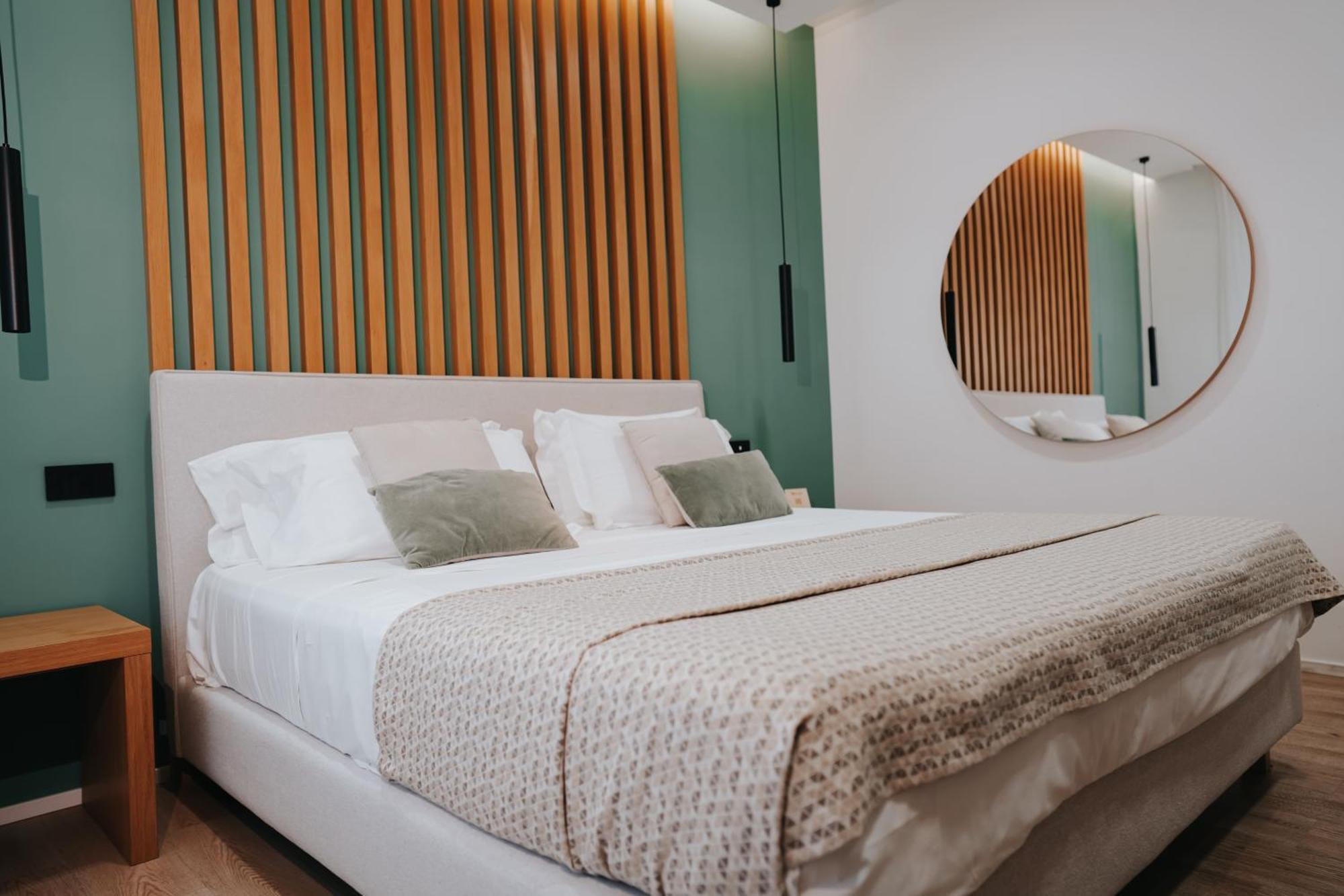 Plana Hotel Caserta Bagian luar foto