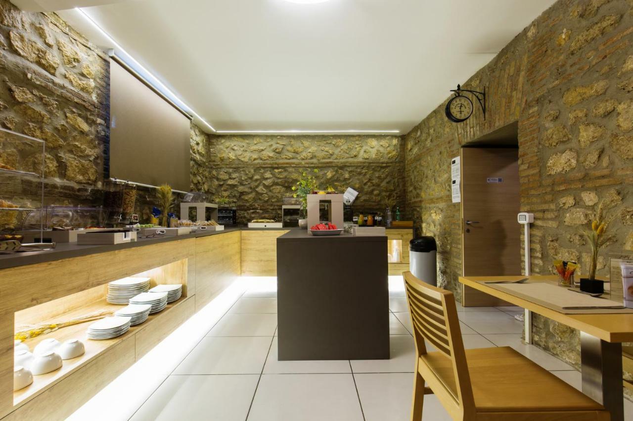 Plana Hotel Caserta Bagian luar foto